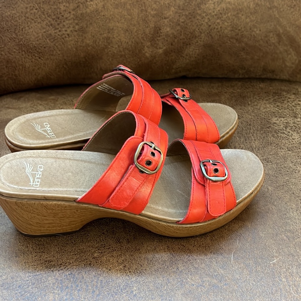 New Dansko Red Jessie Slide sz 9